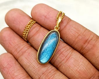 14K Solid Gold Labradorite Pendant, Natural Labradorite Pendant, November Birthstone, Christmas Gift, Oval Pendant, Solid Gold Bezel Pendant