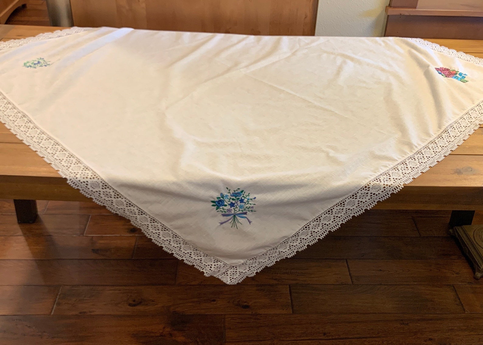 Vintage Tablecloth. Card Table Tablecloth. 48. Embroidered Etsy UK