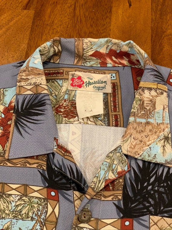 Vintage Hilo Hattie Hawaiian Shirt. Hawaiian Shirt