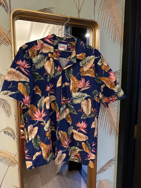 Vintage Hawaiian Shirt. MEDIUM. Birds of Paradise… - image 2