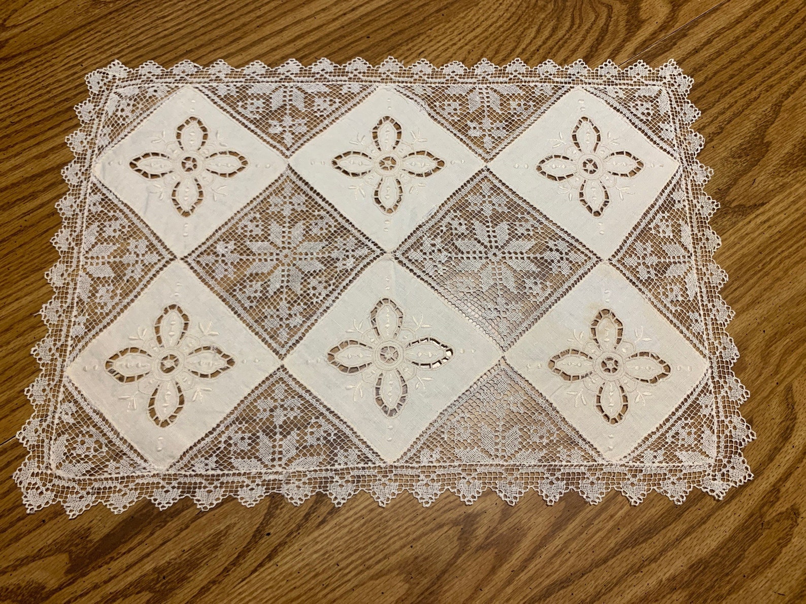 Vintage Lace Placemats. Lacy Placemats. Set of 4. Crocheted Etsy