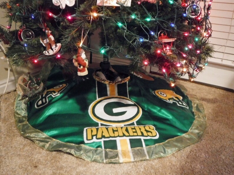 packers tree skirt