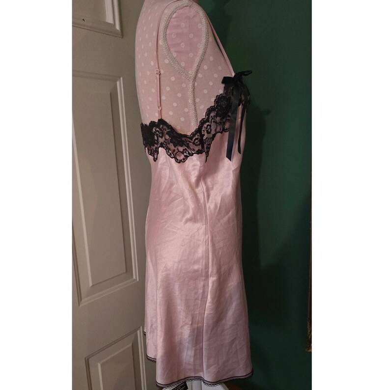 Girlie Chic Vintage Victoria's Secret Angels Pink Slip Dress Black Lace & Bows image 4