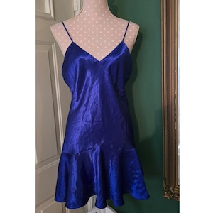 Lovely Vintage 90's Gold Label Victoria's Secret Slip Dress