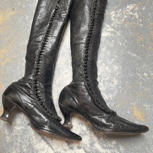 Victorian Knee-High Button Up RARE Antique Boots 7.5 Wearable Witch Boots Antique