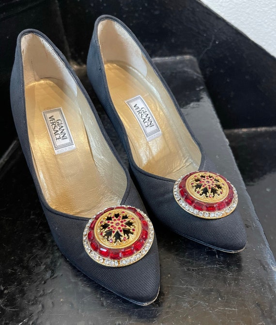 Black Pumps Medallion Rhinestone Detailing 35.5 Vi