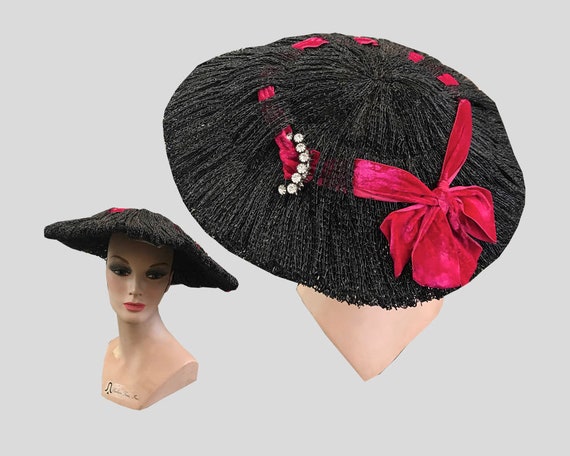 1950s Black Raffia Hat with Velvet Accent - image 1