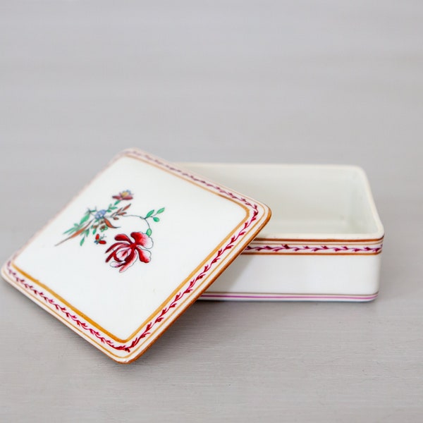 Hand Painted Ceramic Jewelry Box/Keepsake Container