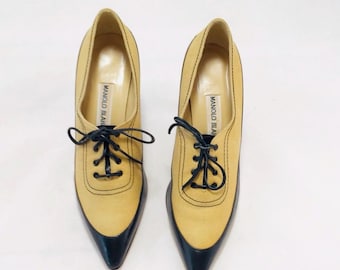 70s manolo blahnik beige lace up pointed pump SZ38