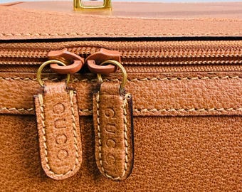 Bolsa de vaidade Gucci vintage de bambu, 2 em 1, década de 1990.