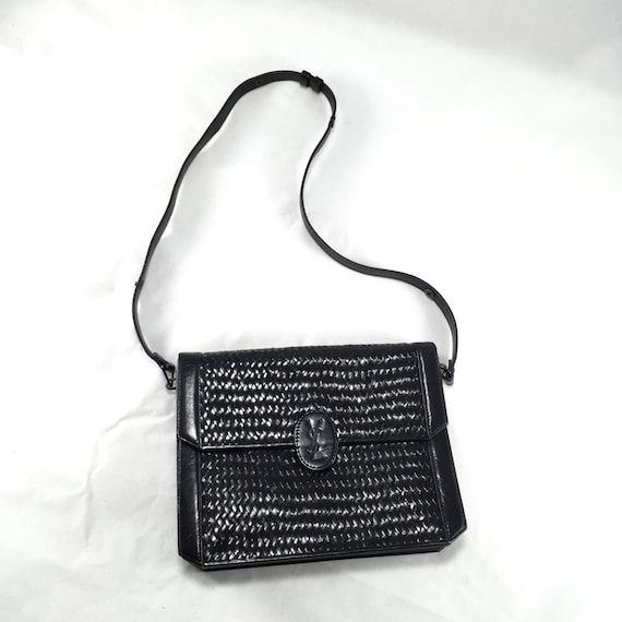Yves Saint Laurent Shoulder Bag - image 3