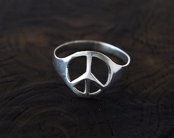 Peace Sign Sterling Silver Ring, Thin Silver Ring, Boho Ring Minimalist Jewelry, Peace Symbol Ring, Peace ring