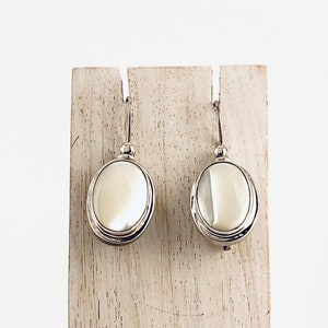 Mother of Pearl Earrings, Sterling Silver, Large Oval Earrings,Chunky Earrings, White Oval Earring, Shell Earrings