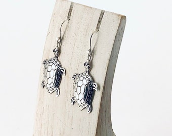 Turtle Earrings, Silver Turtle Earrings, Sterling Silver Earrings, Turtle Dangle Earrings, Tortoise Earring, Reptile Earrings