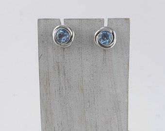 Knot Stud Earrings, Round Faceted Blue Topaz Stone , Sterling Silver 925, Handmade