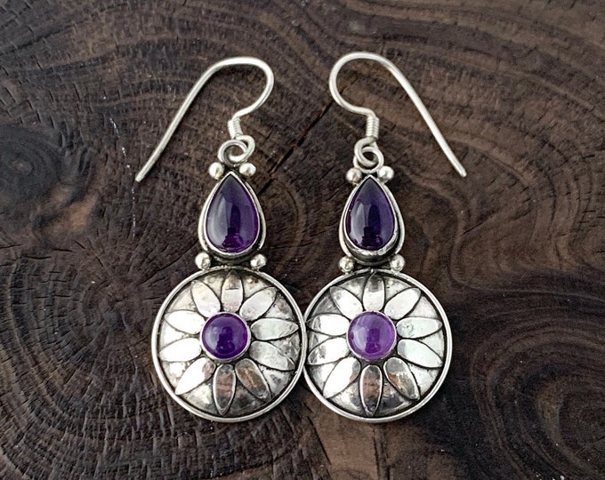 Purple Amethyst Earrings, Amethyst Cabochon, Silver Drop Earrings, Vintage Earrings,Silver Amethyst Earrings
