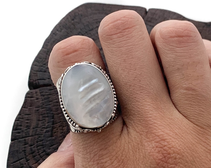 Mother of Pearl Oval Ring, Large Oval White Ring, White  Shell Ring, Silver White Shell Ring, Size 7.5