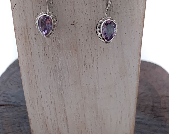 Teardrop Amethyst Earrings, Purple Earrings, Tiny Teardrop, Sterling Silver Earrings,Amethyst Earrings,Minimalist Earrings