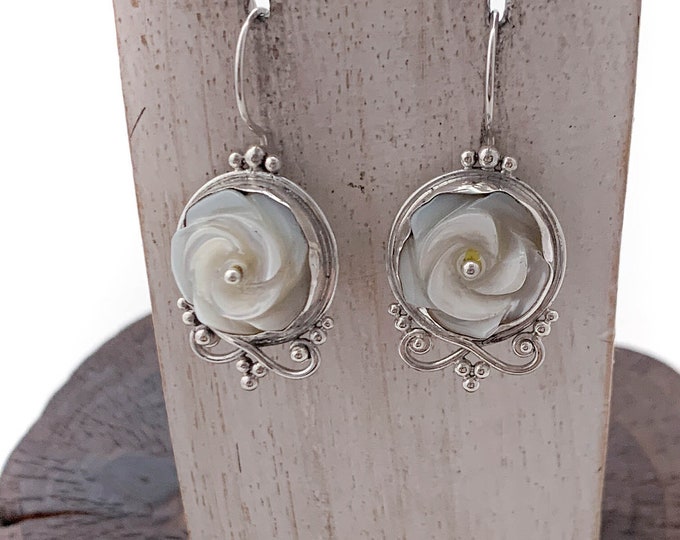 Silver White Earrings,Carved flower Shell, Flower lover, Shell Flower Jewellery, Mother of Pearl Flower Earrings, White Rose Earrings