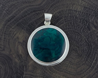Silver Green Pendant, Round Green Abalone, Green Shell Circular Pendant, Green Tinted Abalone, Silver 925