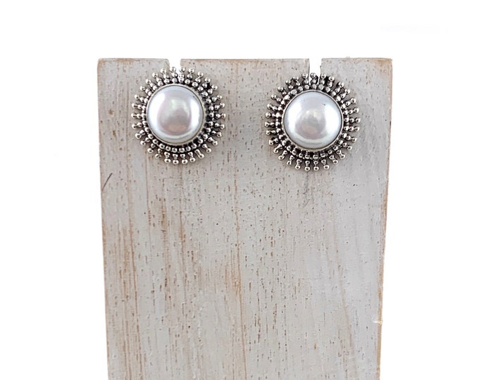 Silver Pearl Stud Earring. Starburst Stud Earrings, Round White Pearl, Pearl Earring,Silver Starburst Stud