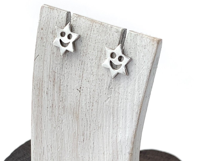 Silver Star Smiling Face, Sterling Silver Stud Earrings ,Star Stud,Fun Star Post, Star Face Stud