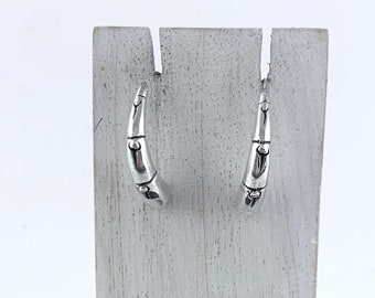 Curved Hoop Earrings,Bamboo Earrings, Silver Bamboo Curved Hoop,2.7 cm, Elegant Earrings, Silver Earring