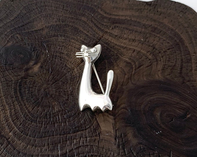 Cute Cat Pin, Kitty Cat With Whiskers,  Sterling Silver Cats Pins, Cat Brooch, Cats Lover Brooch