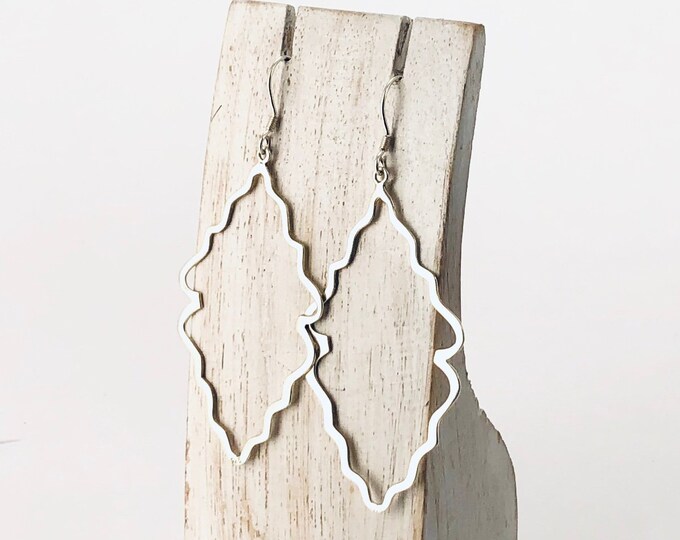 Oak Leaf Earrings, Sterling Silver, Leaves Nature Lover, Hoop like Earring, Leaf Earring, Nature Earring
