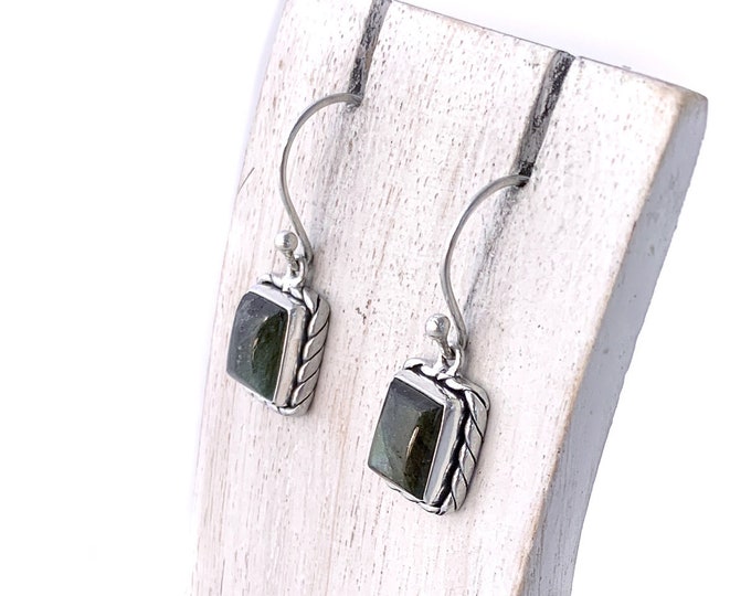 Labradorite Rectangle Earrings, Sterling Silver Dangle Earrings, Drop Labradorite Jewellery, Gemstone, Everyday Wear