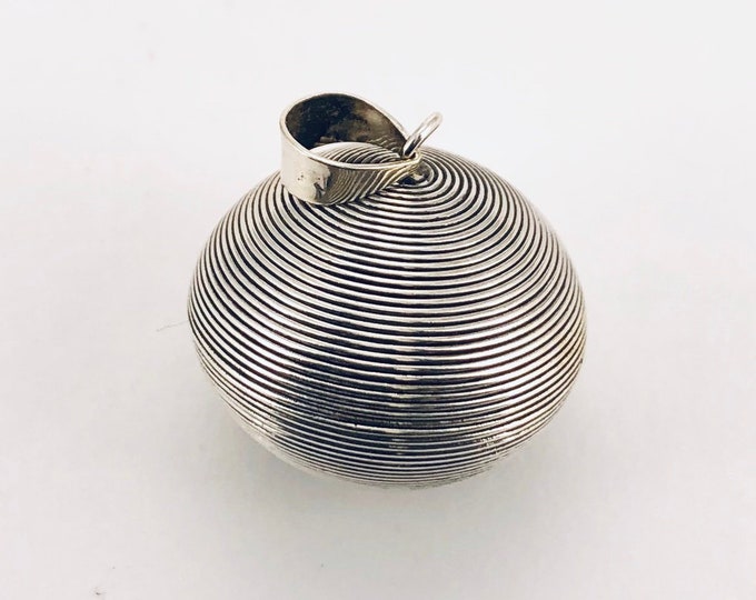 Sphere 3D Pendant, Sterling Silver Round Pendant,Ball Pendant, Silver Sphere Necklace