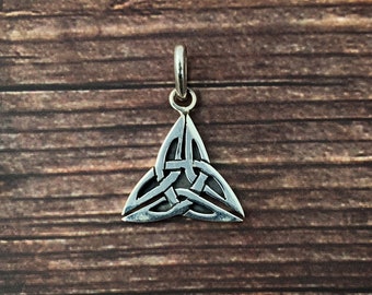 Celtic Symbol, Trinity Knot, Sterling Silver Pendant,Celtic Necklace, Irish Celtic Jewelry, Trinity Knot, Triquetra