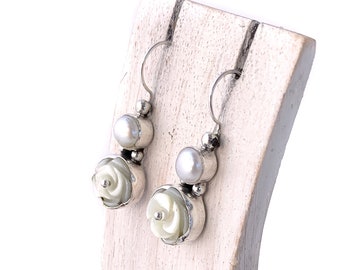 Pearl Earrings, Mother of Pearl Earrings, Sterling Silver 925, Pearl Earring, White Earring, White Flower, Floral Earrings,Unique Design