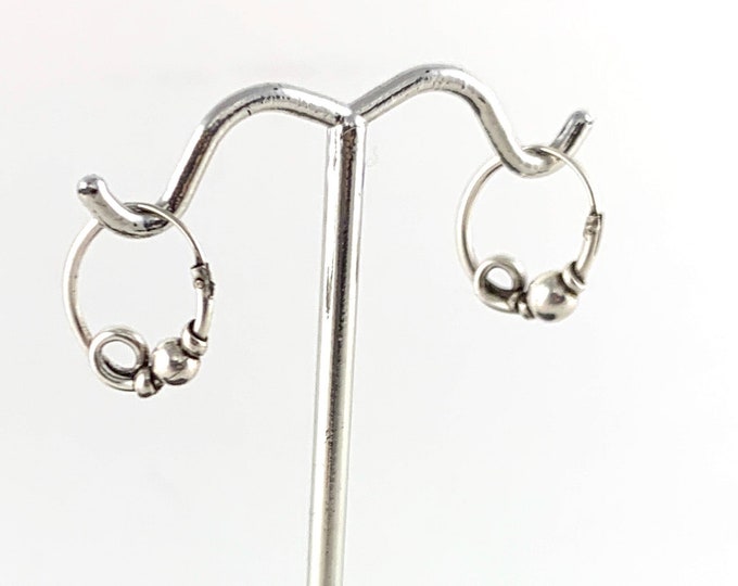 Silver Ball Hoops, Vintage Sterling Silver Oval Hoops, Huggie Silver Hoops,Tiny Hoops, Minimalist