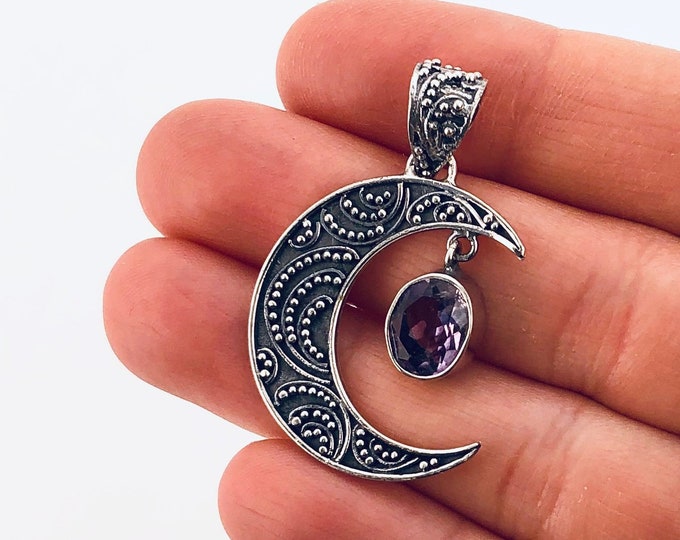 Crescent Moon Pendant, Filigree Silver Moon, Faceted Oval Amethyst, Celestial, Oxidized Silver Moon, Silver 925
