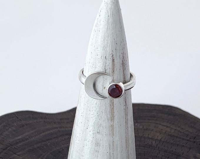 Crescent Moon Silver Ring: Moon Shaped Silver Ring, Garnet Stone, Faceted Iolite ,Turquoise or Smokey