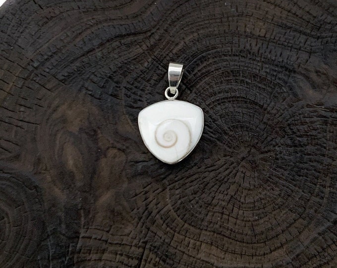 Shiva Eye Shell Pendant, Silver Triangle Shiva Shell Pendant, Natural Shiva Shell, Shiva Necklace Silver 925, Shiva Jewellery,Shiva Pendant