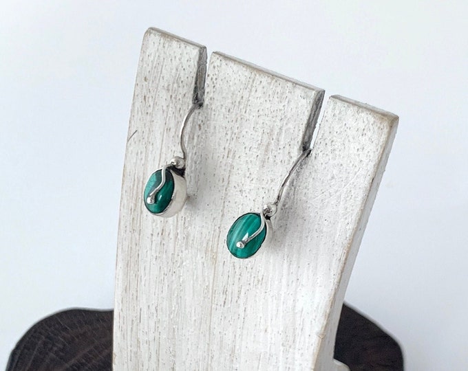 Green Malachite Earring, Minimalist Oval Malachite, Natural Stone, Gemstone, Minimalist Oval Earring