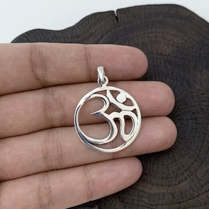 Silver Om Pendant, Medium Sterling Silver OM Pendant, Spiritual Om Jewellery, Om Sign, Zen,Buddha