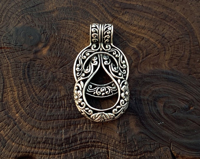 Silver Pendant, Sterling Silver Teardrop and Circle Pendant, Oxidized Silver Necklace, Silver Pendant Jewellery,Silver 925,Stunning Pendant