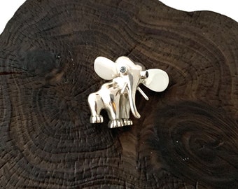 Silver Elephant Pin, Sterling Silver Elephant Brooch, Animal Brooch, Jungle Pin