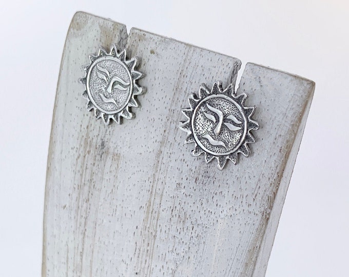 Tribal Sun Face, Sterling Silver Stud Earrings, Minimalist, Sun Jewellery, Sun Post, Silver Sun