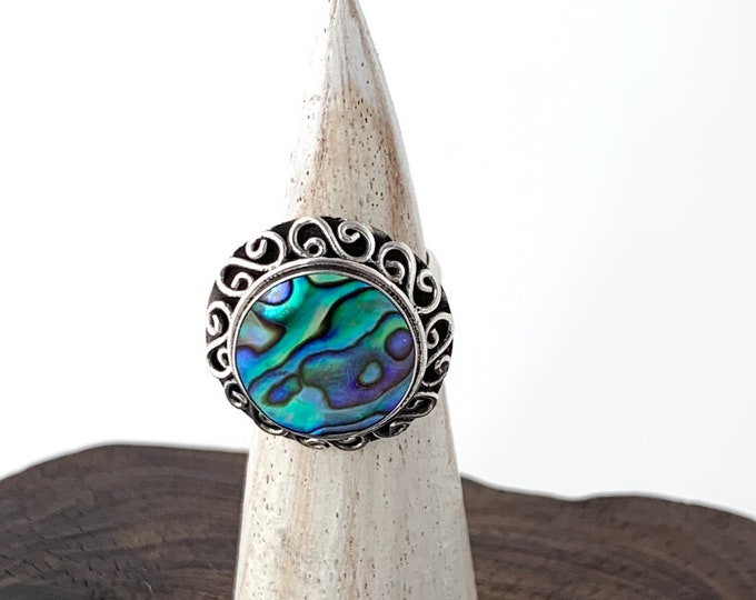 Stunning Round Abalone Ring, Silver Abalone Ring, Natural Abalone Round Ring, Circle  Ring, Silver Shell Ring