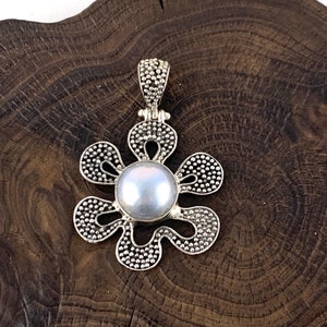 Mabe pearl pendant store