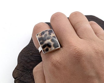 Silver Cowrie Shell Ring, Rectangular Cowrie Shell Ring, Rectangle Ring, Natural Ring, Solid Silver 925, Adjustable Ring