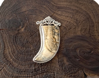 Agate Horn Brooch, Sterling Silver Horn Pin, Agate Brooch, Silver Agate Pin,Horn Jewellery