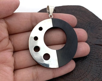 Wood Silver Pendant, Round Wood Sterling Silver Pendant, Wood Jewellery, Wood Necklace, Natural Wood Pendant