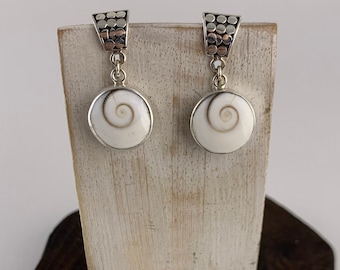 Shiva Eye Sterling Silver Earrings, Natural Eye of Shiva Shell, Transformation, Protection, Calm, Silver Shiva Earrings, Round Shiva