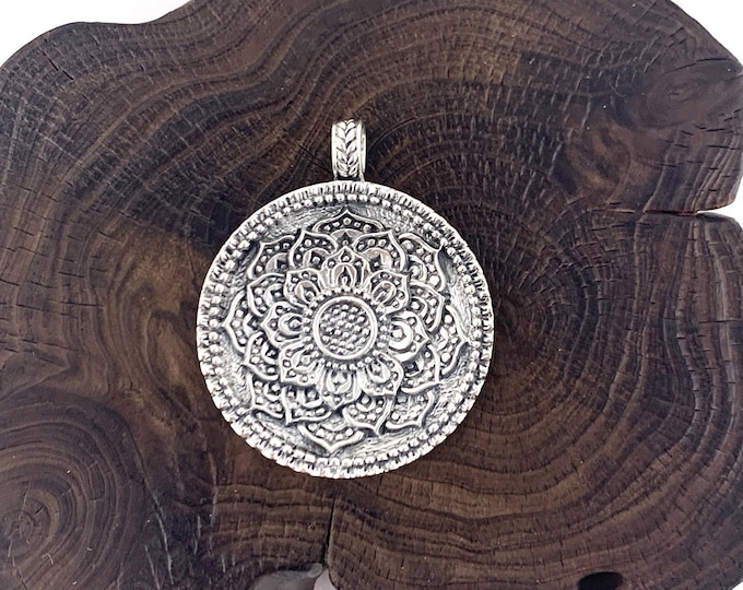 Mandala Pendant, Circle Mandala ,Flower Pendant, Sterling Silver 925, Silver Lotus Mandala, Yoga Jewelry, Zen, Buddhist, Spiritual