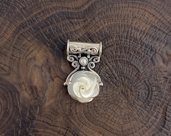 Sterling SilverPendant,White Flower Pendant,Mother of Pearl Pendant,Carved Flower Pendant